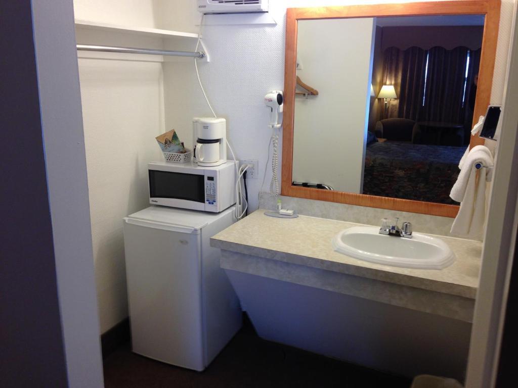 Travelodge By Wyndham Moose Jaw Cameră foto